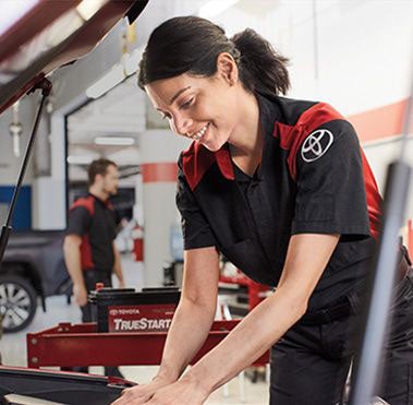 Service Center | Bergstrom Toyota in Oshkosh WI