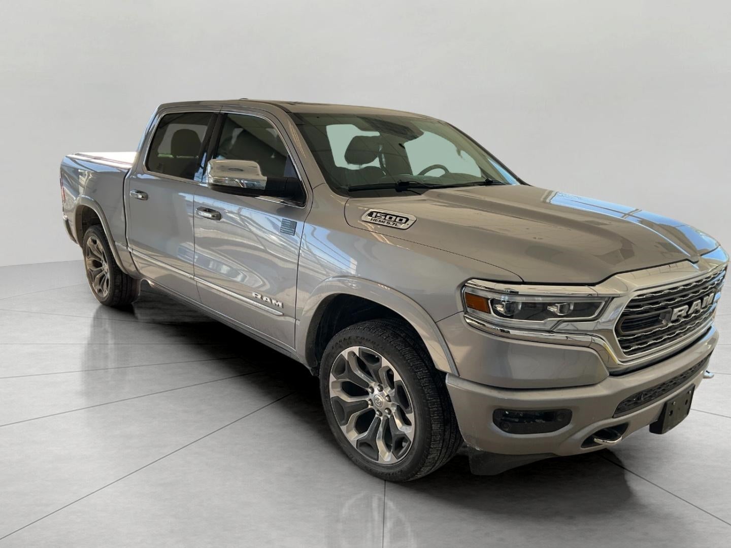 2020 RAM 1500 Limited 4x4 Crew Cab 5'7 Box