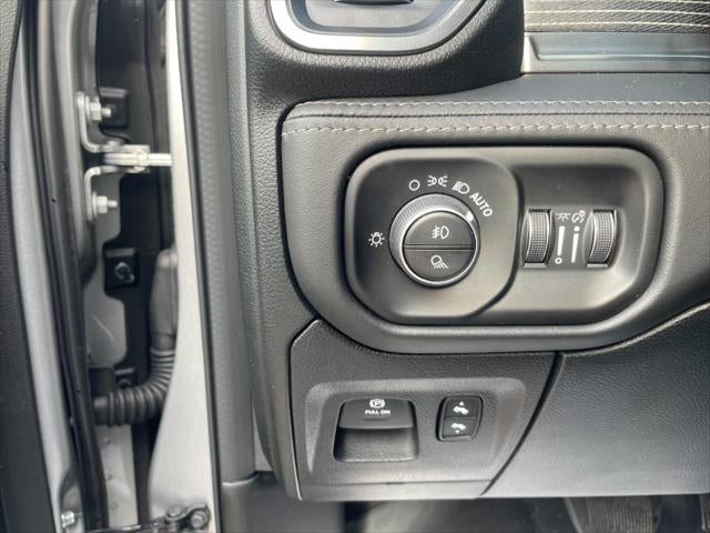 2020 RAM 1500 Limited 4x4 Crew Cab 5'7 Box