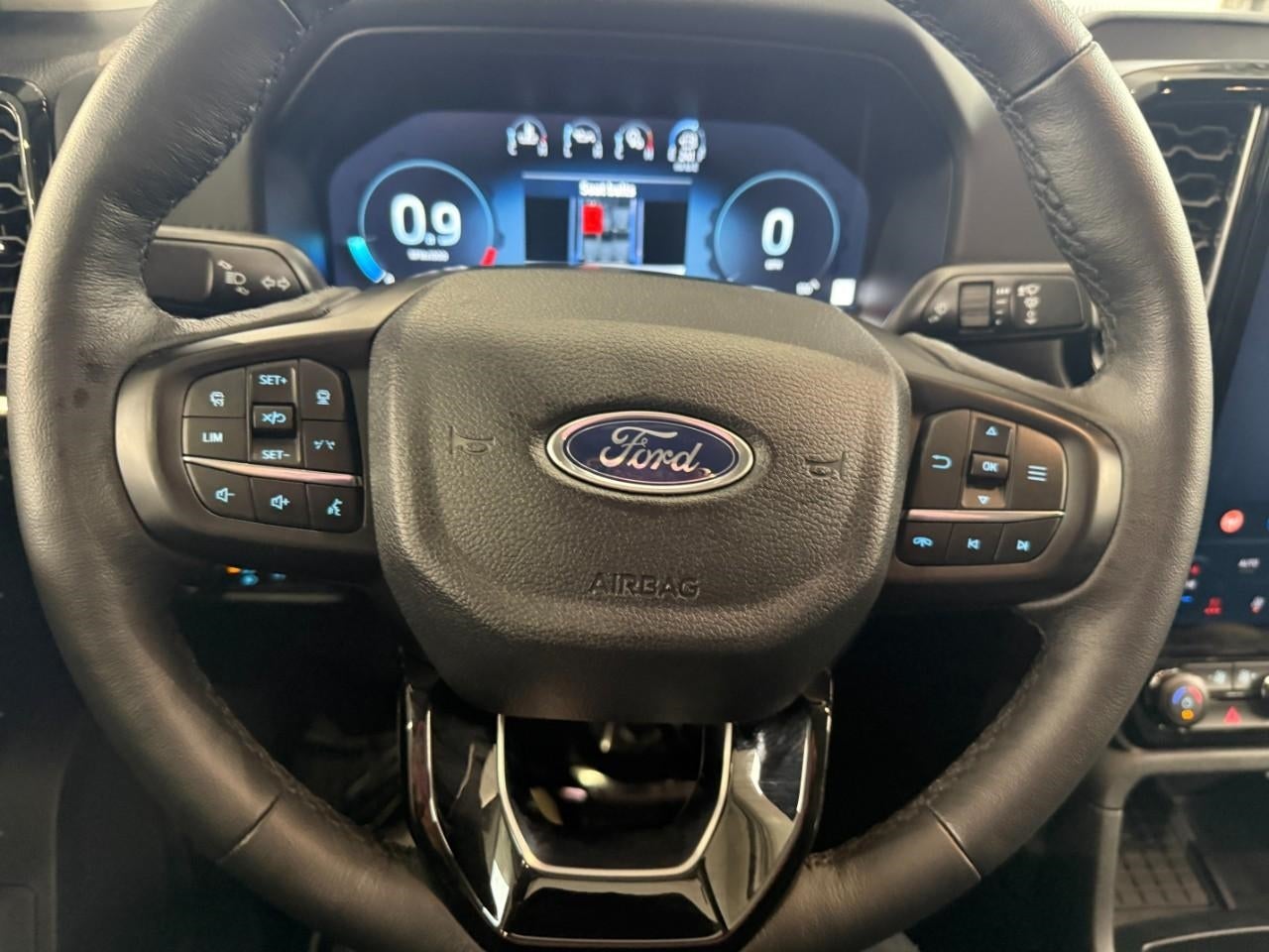 2025 Ford Ranger LARIAT 4WD SuperCrew 5' Box