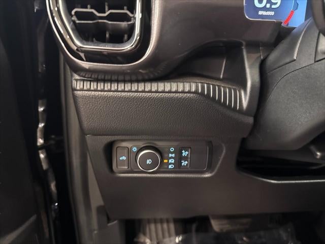 2025 Ford Ranger LARIAT 4WD SuperCrew 5' Box
