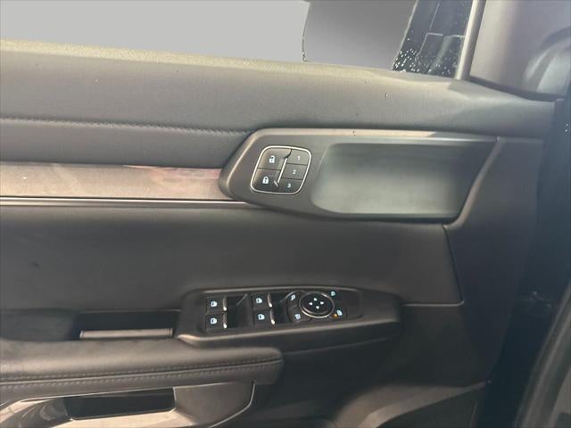 2025 Ford Ranger LARIAT 4WD SuperCrew 5' Box