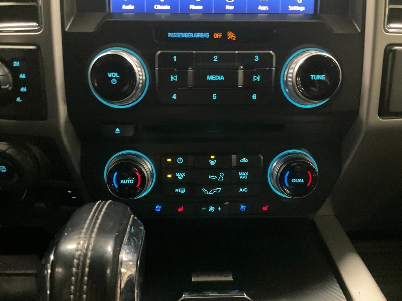 2018 Ford F-150 Lariat 4WD SuperCrew 5.5' Box