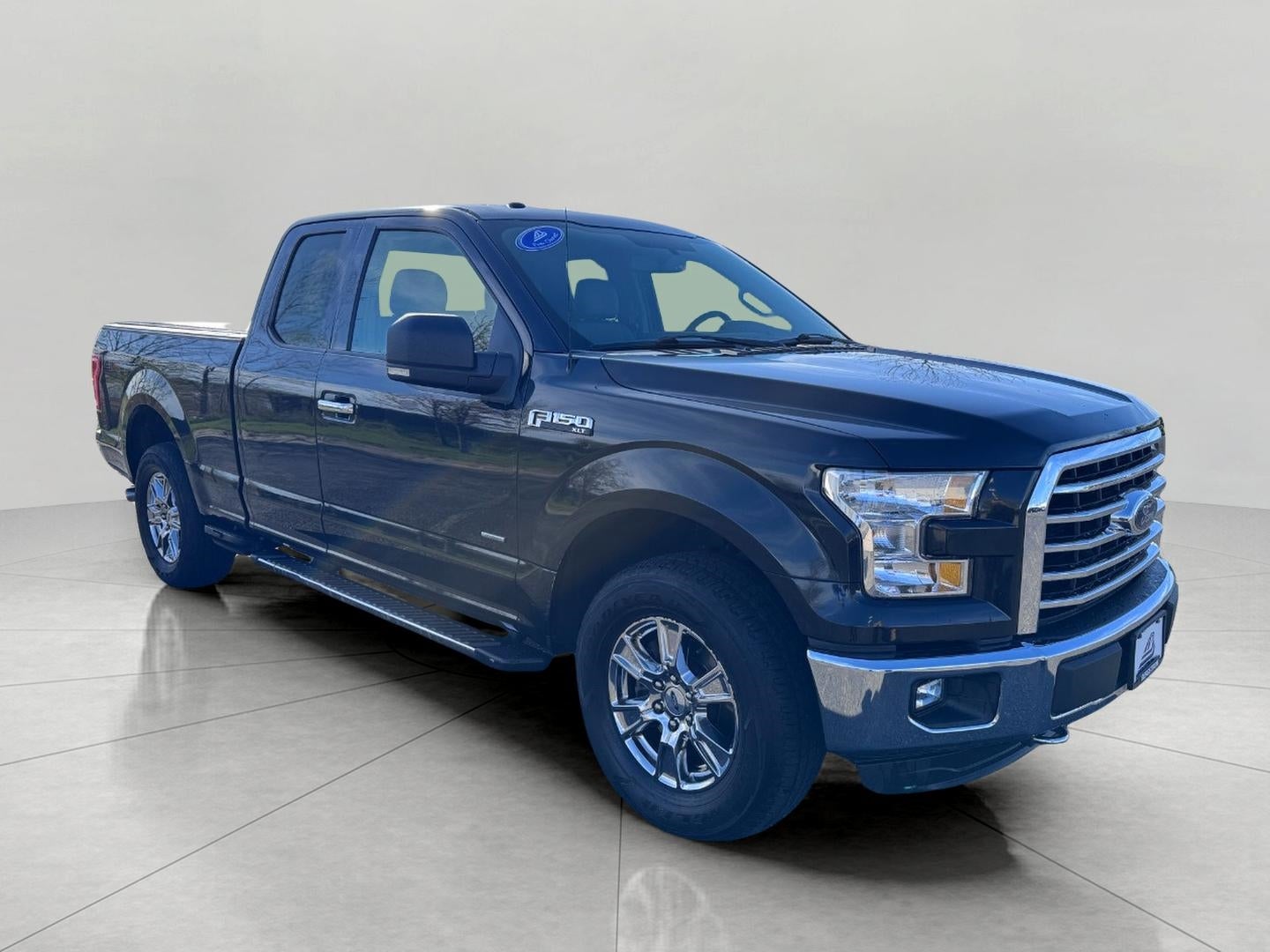 2015 Ford F-150 4WD SuperCab 145 XLT