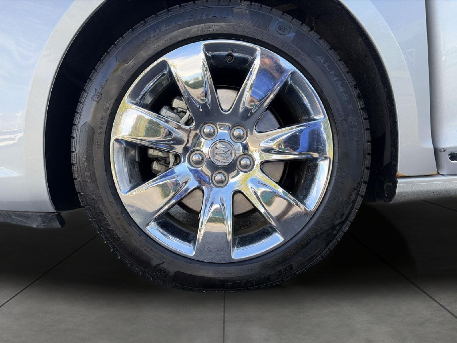 2013 Buick LaCrosse 4dr Sdn Leather FWD