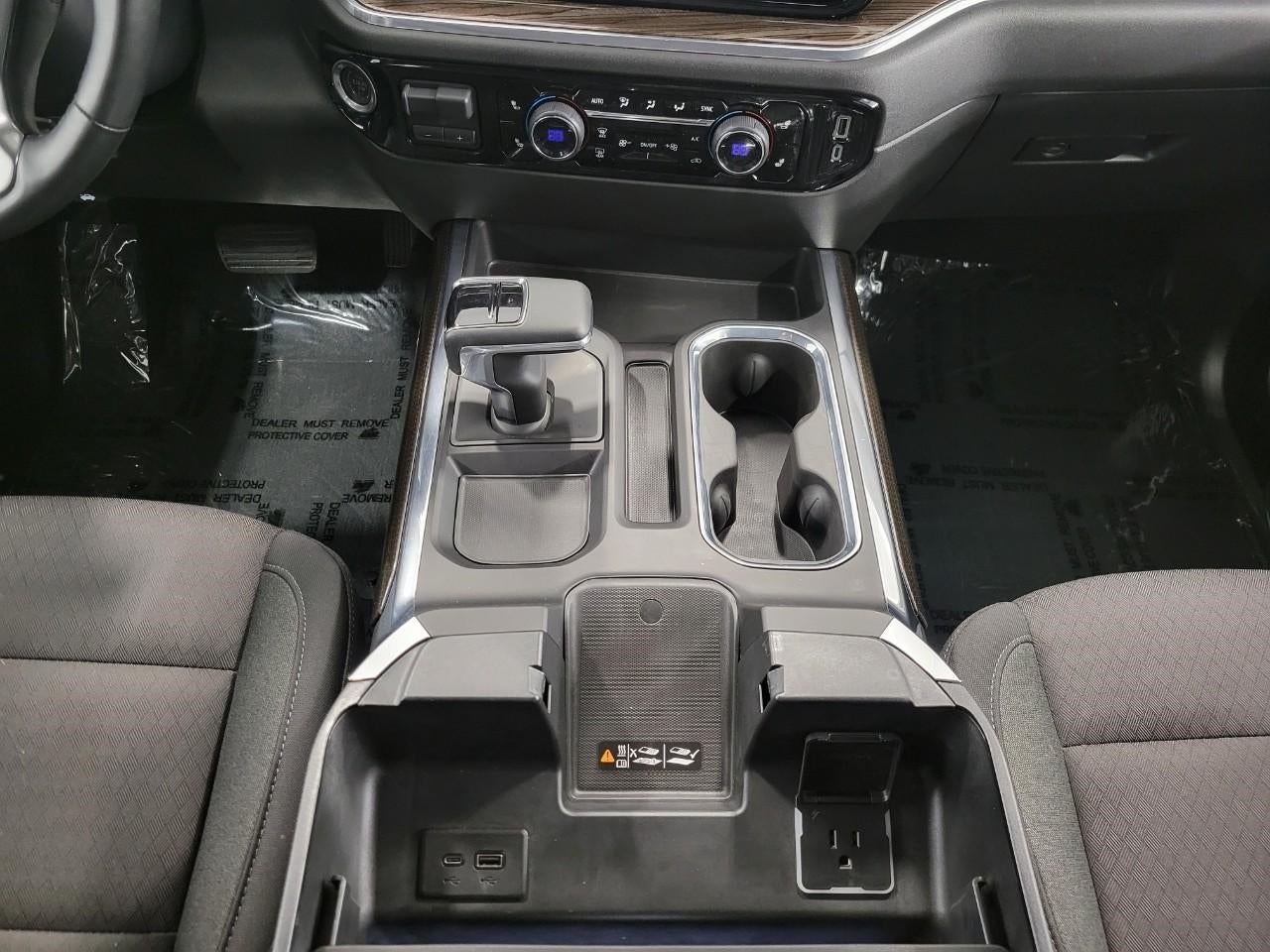 2023 Chevrolet Silverado 1500 4WD Crew Cab 147 RST