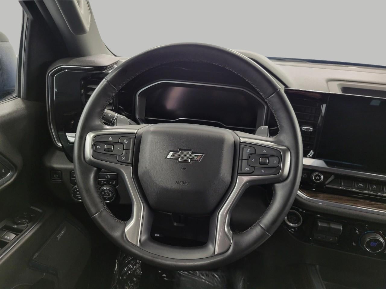 2023 Chevrolet Silverado 1500 4WD Crew Cab 147 RST