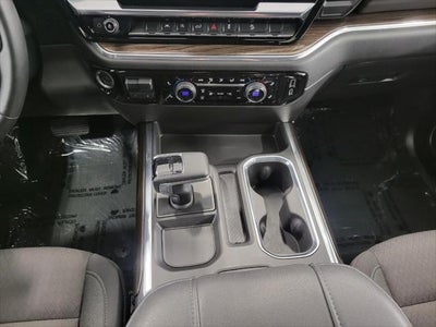 2023 Chevrolet Silverado 1500 4WD Crew Cab 147 RST