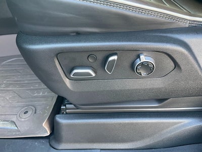 2025 GMC Yukon XL 4WD 4dr Denali Ultimate