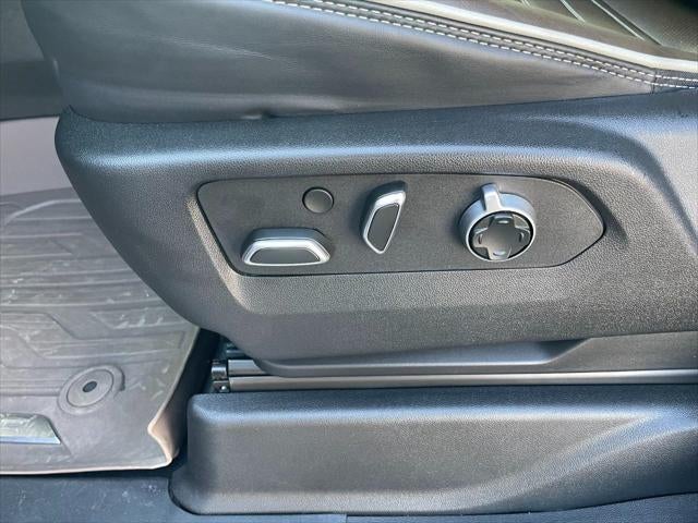 2025 GMC Yukon XL 4WD 4dr Denali Ultimate