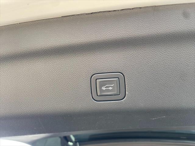 2025 GMC Yukon XL 4WD 4dr Denali Ultimate