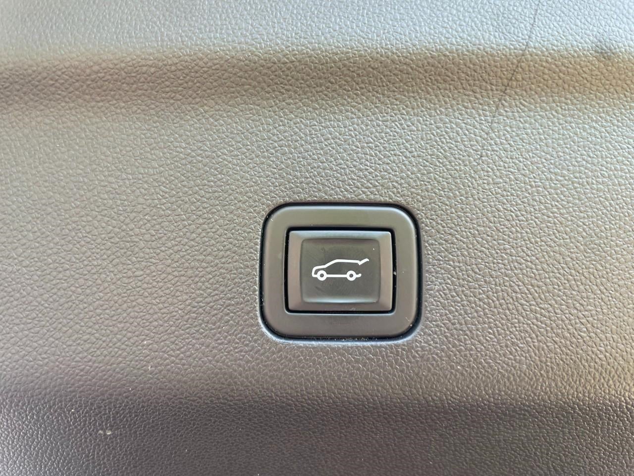 2022 Chevrolet Tahoe 4WD 4dr RST