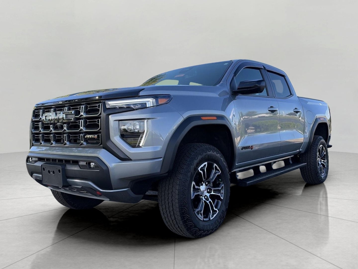 2025 GMC Canyon 4WD Crew Cab AT4