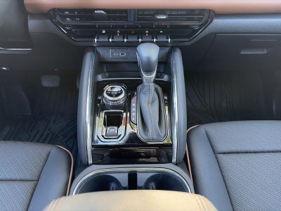 2025 GMC Canyon 4WD Crew Cab AT4