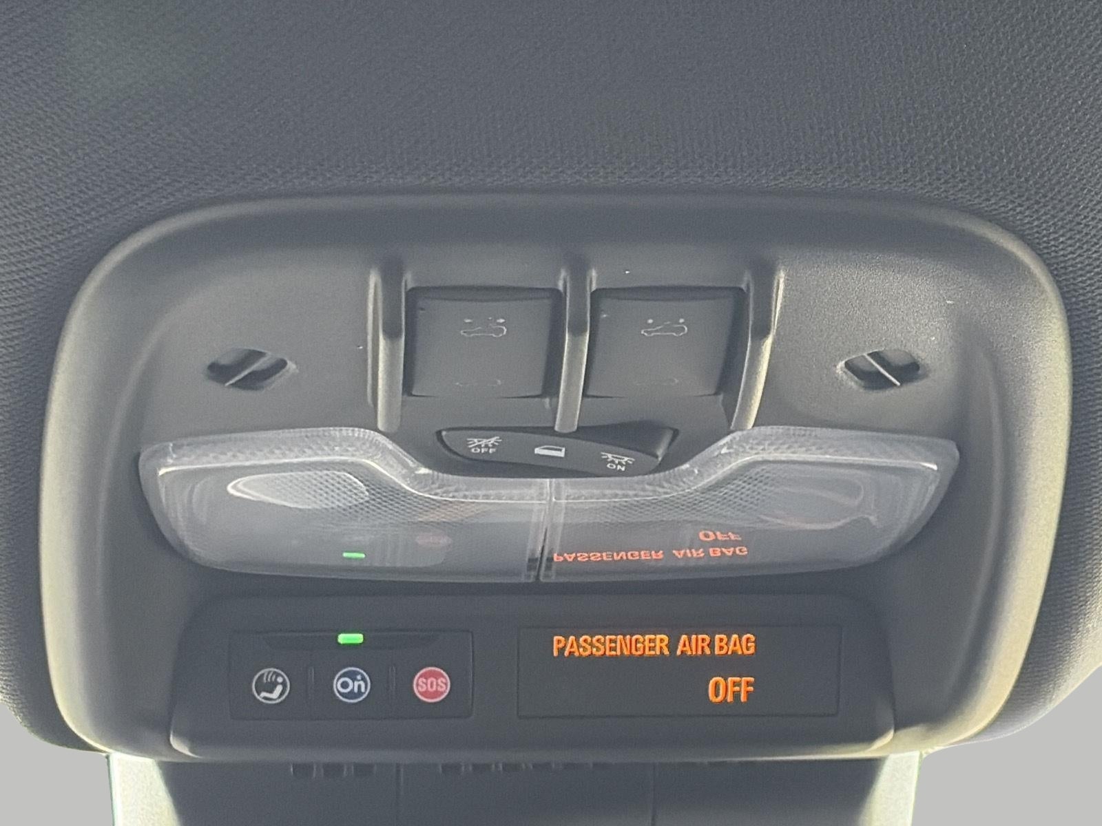 2025 GMC Canyon 4WD Crew Cab AT4