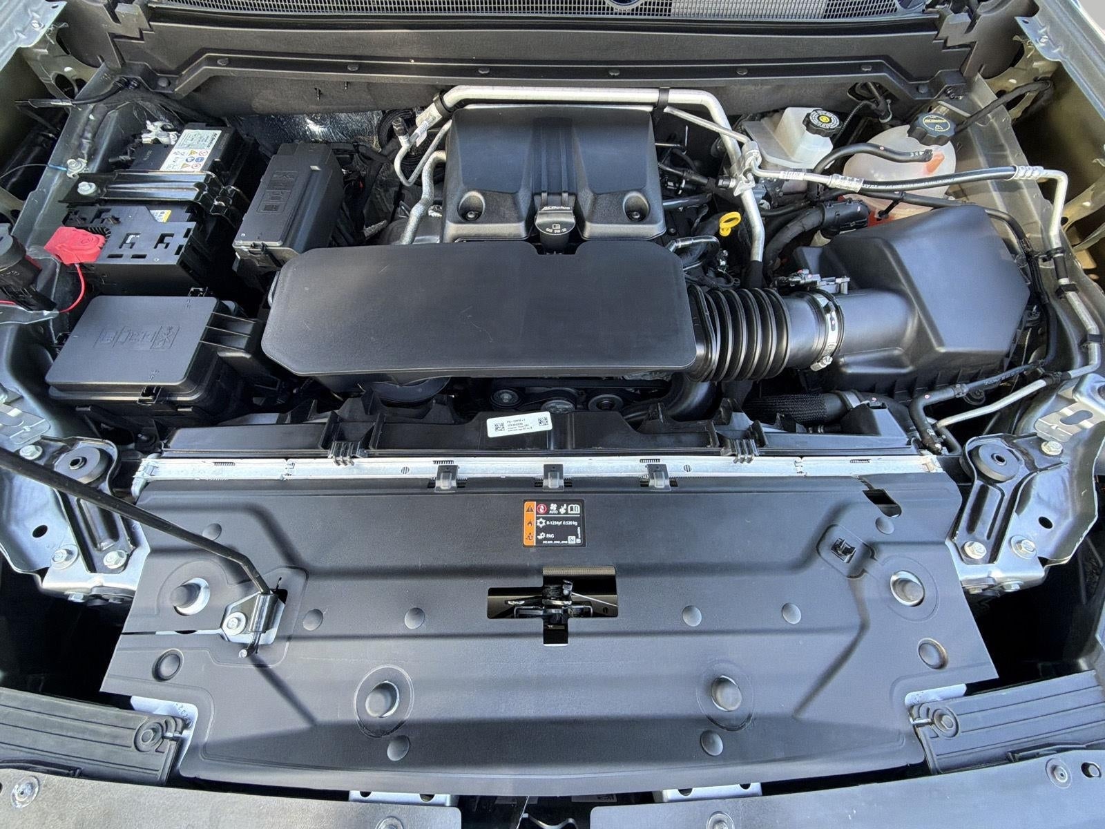 2025 GMC Canyon 4WD Crew Cab AT4