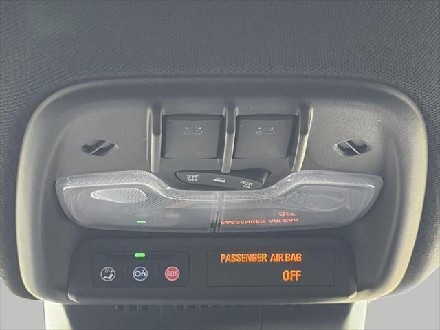 2025 GMC Canyon 4WD Crew Cab AT4