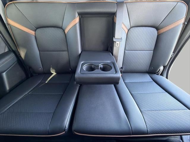 2025 GMC Canyon 4WD Crew Cab AT4