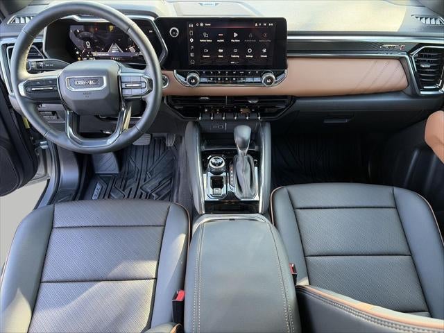 2025 GMC Canyon 4WD Crew Cab AT4