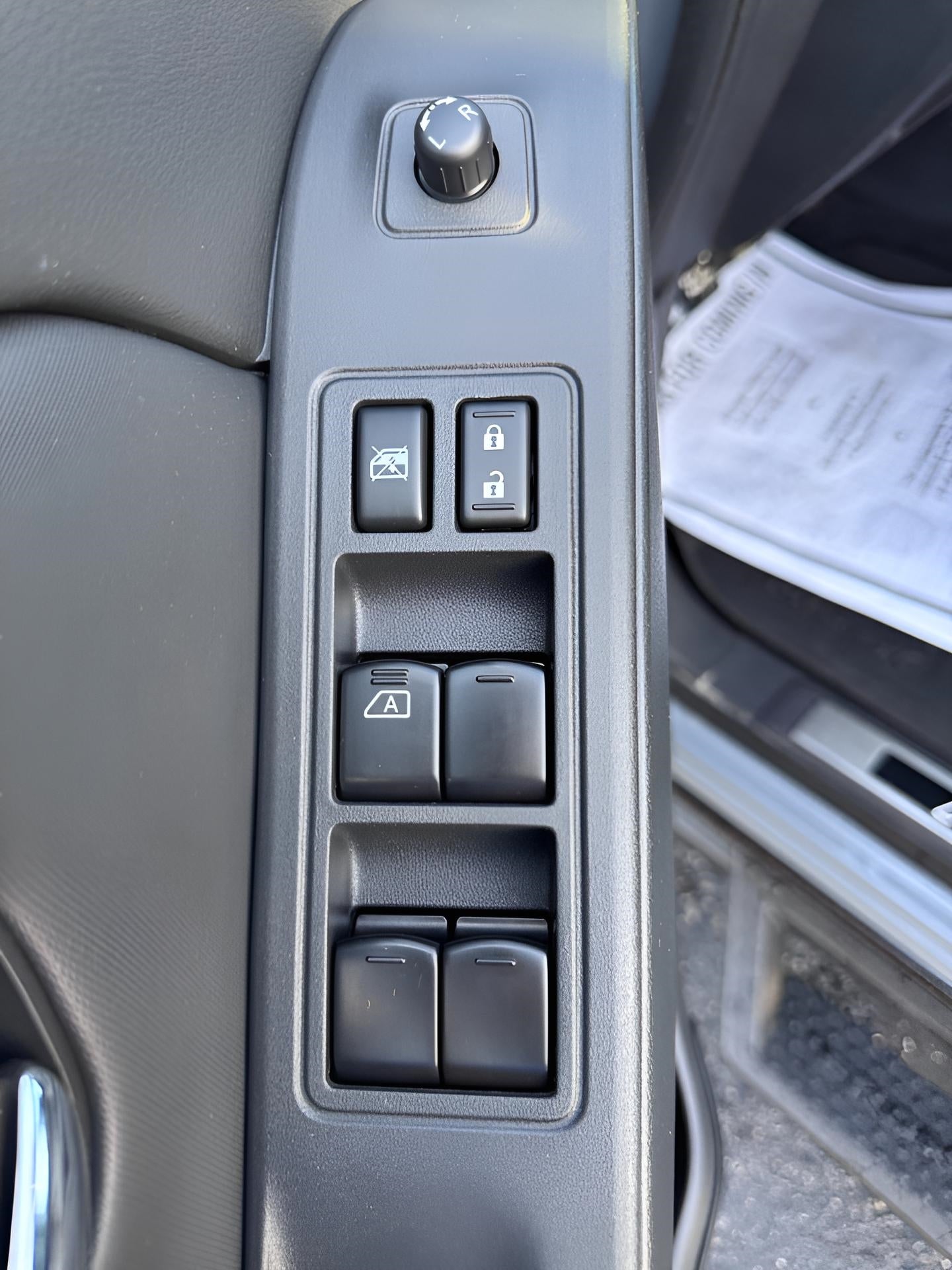 2023 Nissan FRONTIER CREW CAB PICKUP - SHORT BED