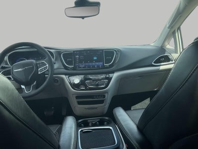 2024 Chrysler Pacifica Touring L FWD