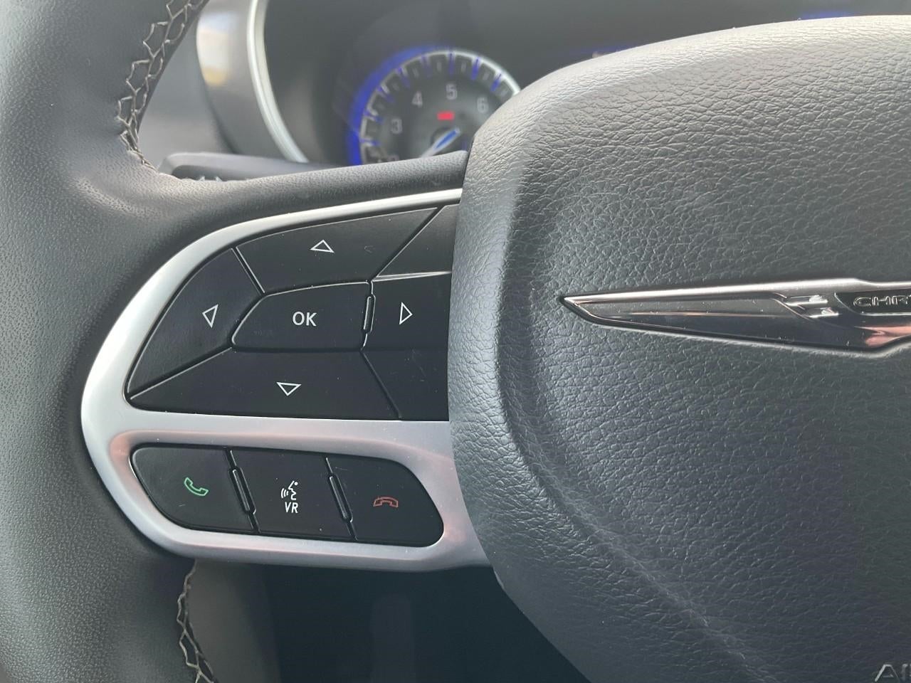 2024 Chrysler Pacifica Touring L FWD