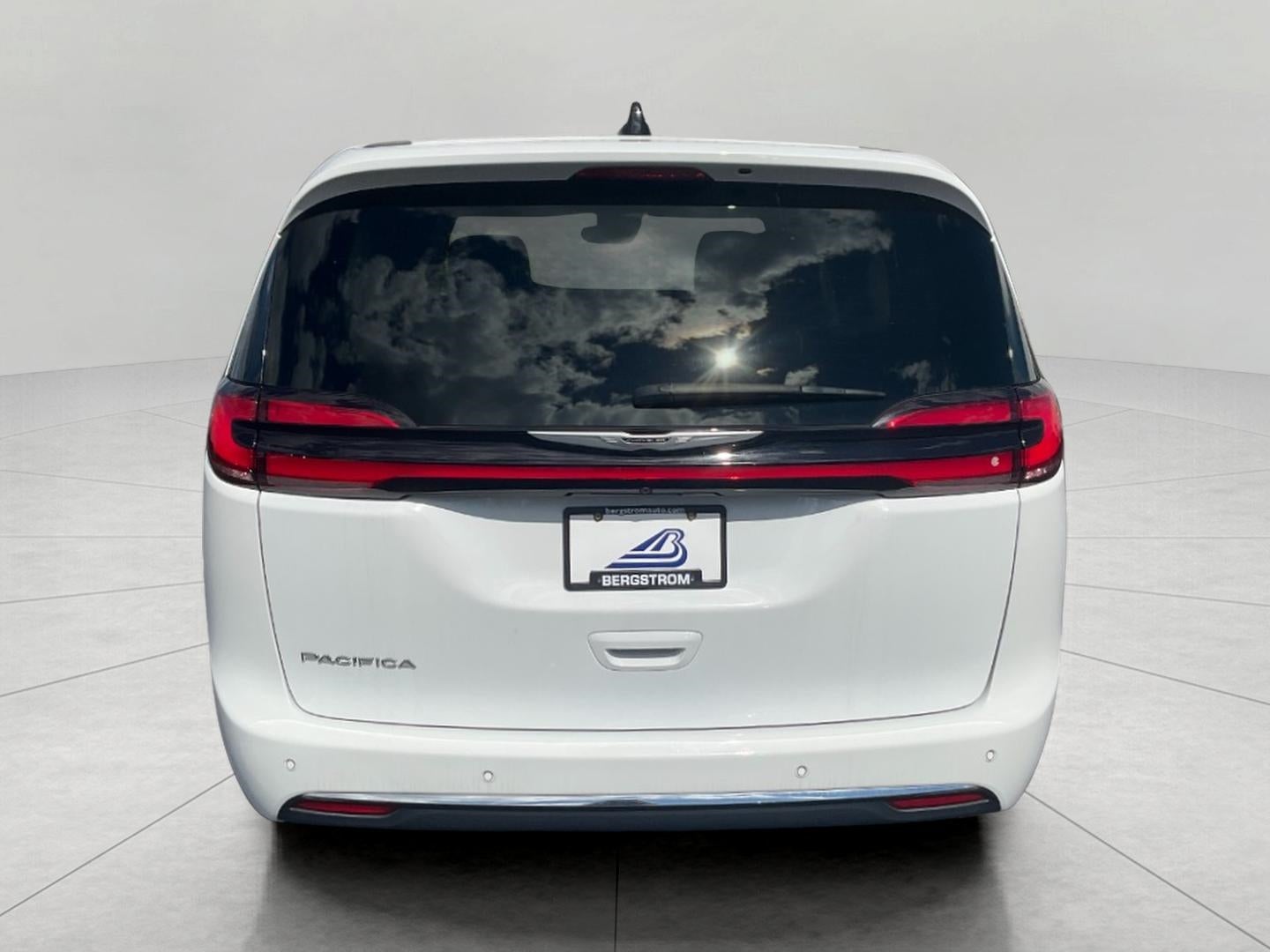 2024 Chrysler Pacifica Touring L FWD