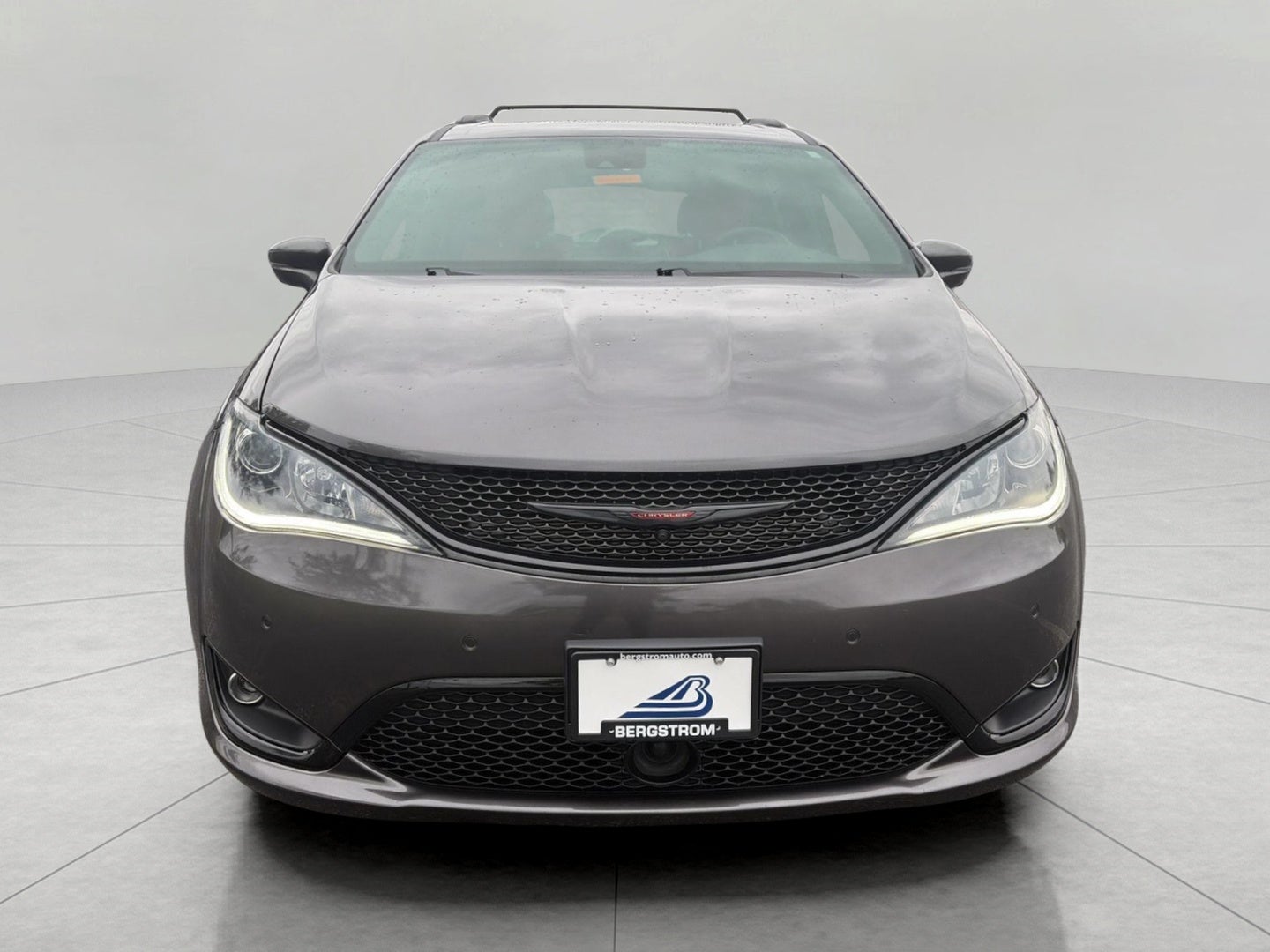 2020 Chrysler Pacifica Red S FWD