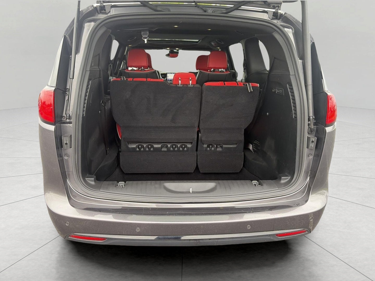 2020 Chrysler Pacifica Red S FWD