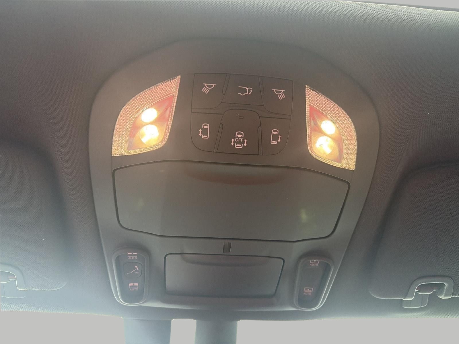 2020 Chrysler Pacifica Red S FWD