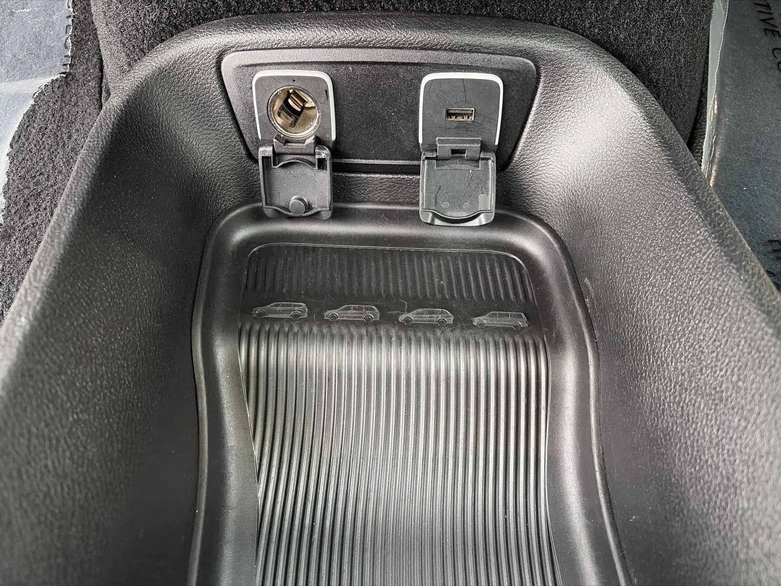 2020 Chrysler Pacifica Red S FWD
