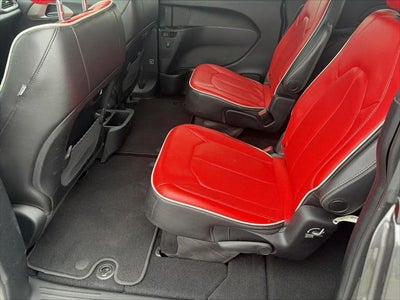 2020 Chrysler Pacifica Red S FWD