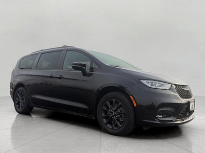 2022 Chrysler Pacifica Touring L AWD