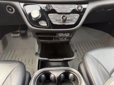 2022 Chrysler Pacifica Touring L AWD