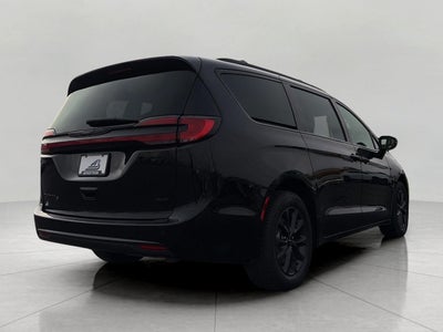 2022 Chrysler Pacifica Touring L AWD
