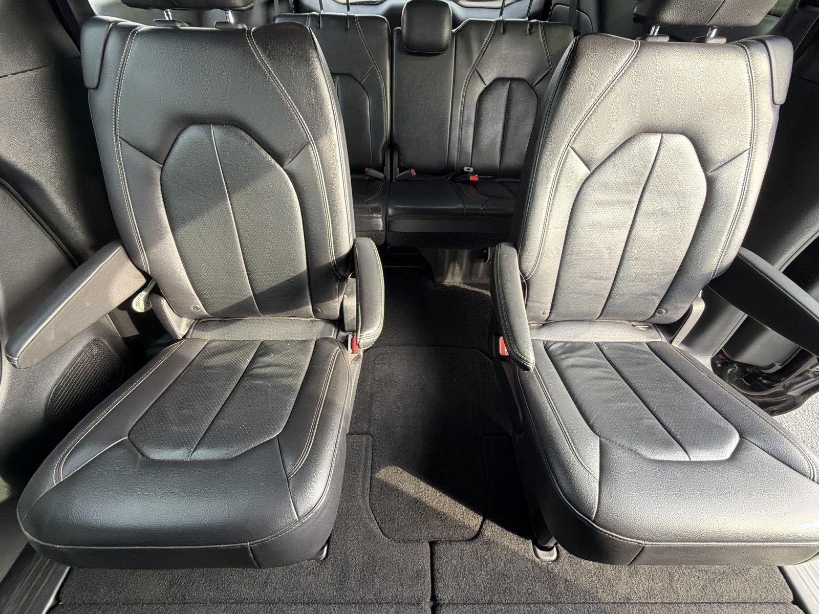 2022 Chrysler Pacifica Touring L AWD