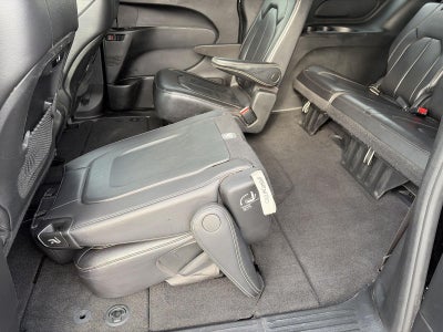 2022 Chrysler Pacifica Touring L AWD