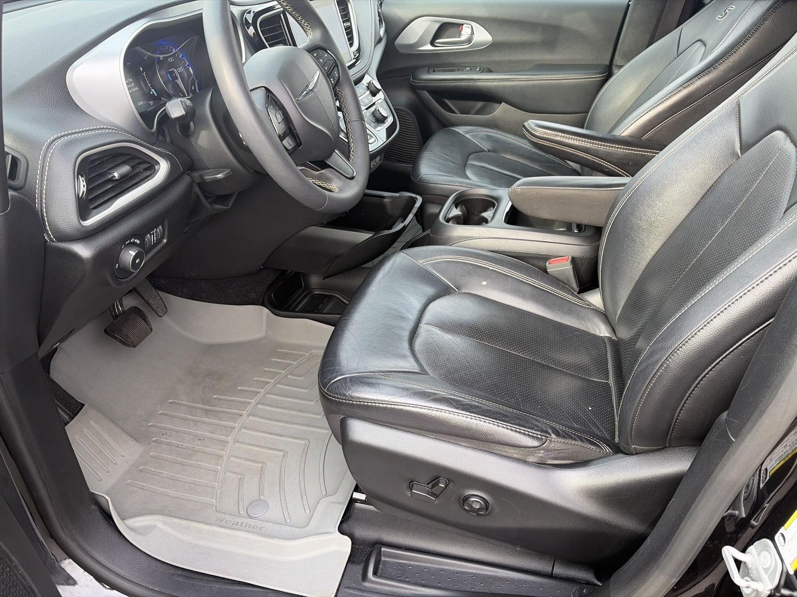 2022 Chrysler Pacifica Touring L AWD