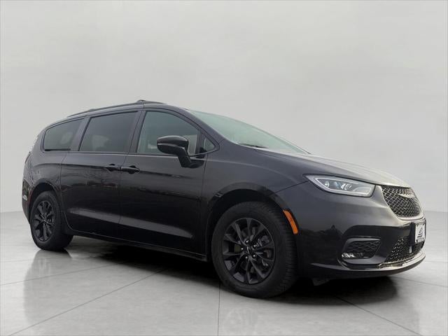 2022 Chrysler Pacifica Touring L AWD