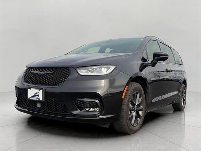 2022 Chrysler Pacifica Touring L AWD