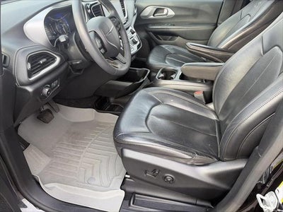 2022 Chrysler Pacifica Touring L AWD