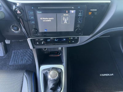 2017 Toyota Corolla SE Manual