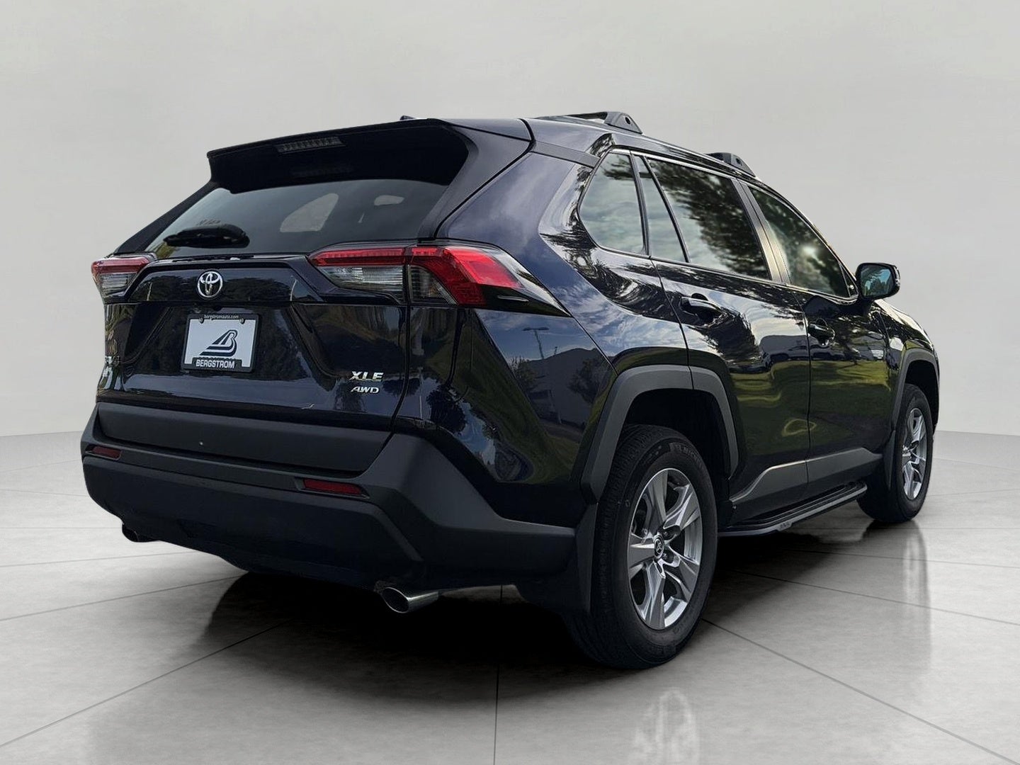 2023 Toyota RAV4 XLE AWD