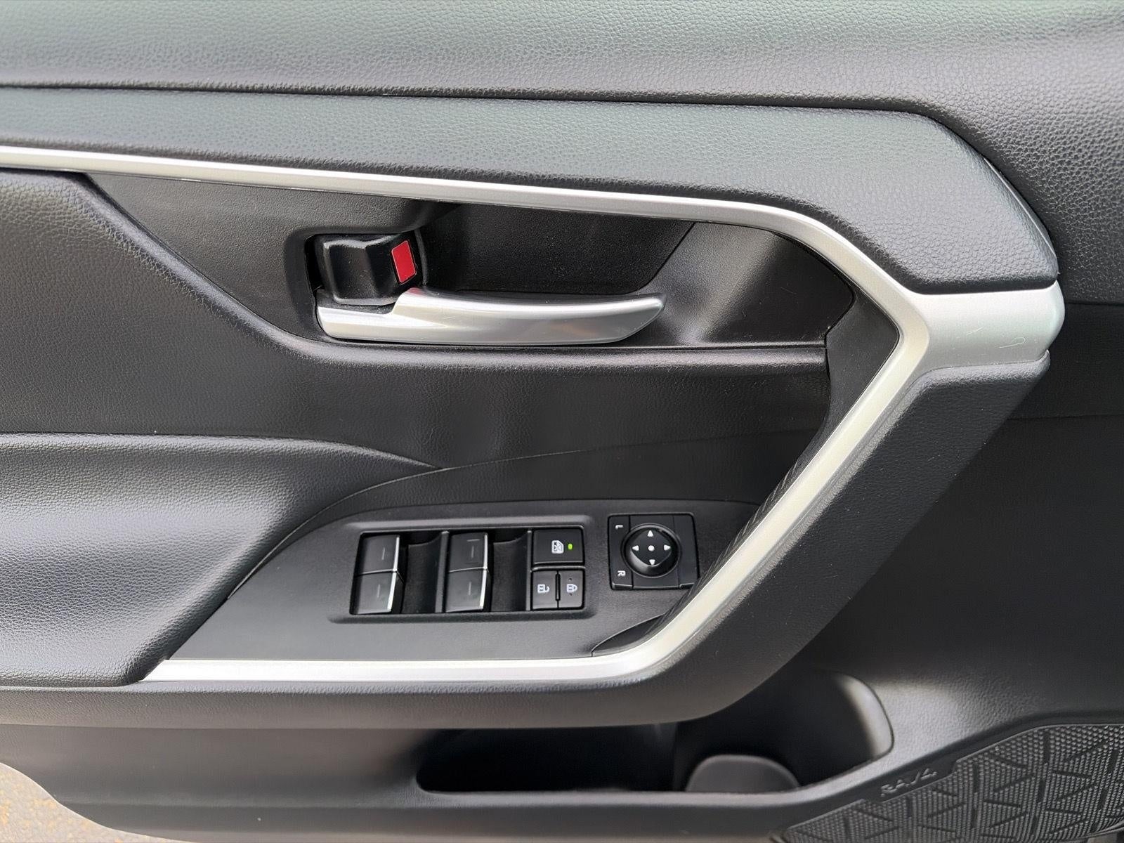 2023 Toyota RAV4 XLE AWD