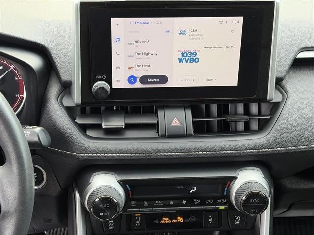 2023 Toyota RAV4 XLE AWD