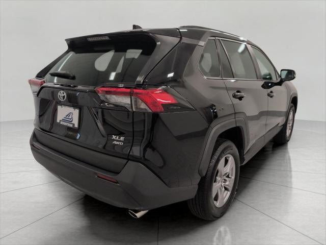 2025 Toyota RAV4 XLE - Photo 70