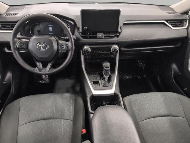 2025 Toyota RAV4 XLE - Photo 79