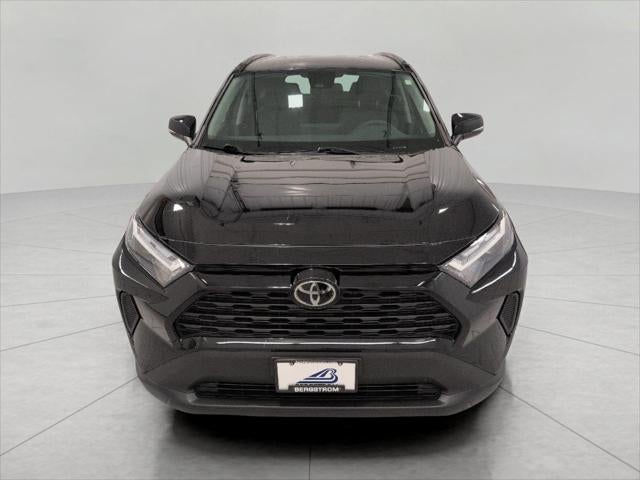 2025 Toyota RAV4 XLE AWD