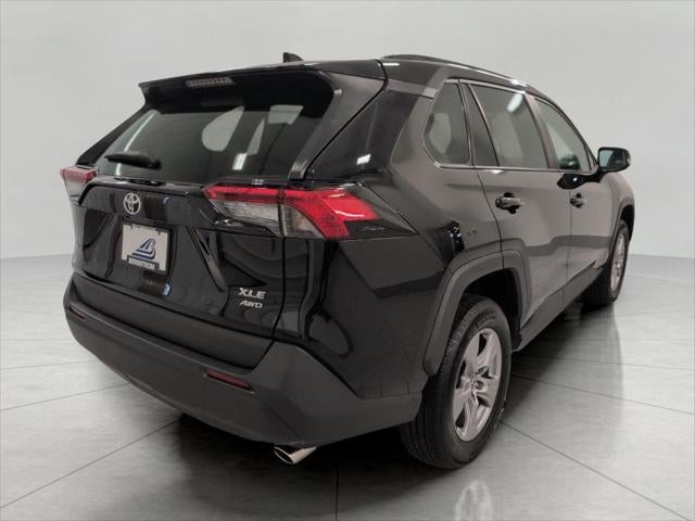 2025 Toyota RAV4 XLE - Photo 91