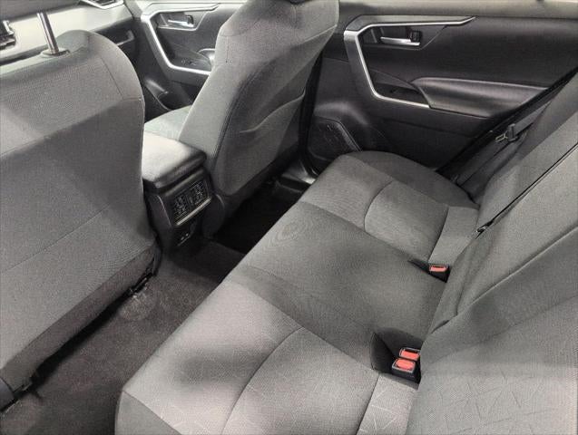 2025 Toyota RAV4 XLE - Photo 93